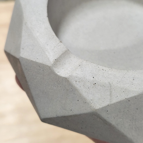 Concrete Ashtray New - Picture 4 of 8